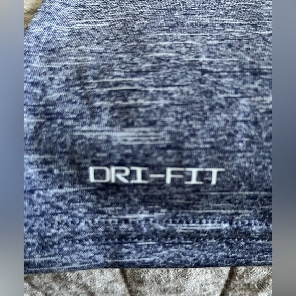 Nike Dri-Fit T - Picture 2 of 10